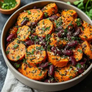 Gerösteter Süßkartoffel-Bohnen-Salat: Das ultimative Rezept für gesunde Genussmomente!