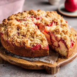 Köstlicher Rhabarberkuchen mit Streusel: Einfaches Rezept für den perfekten Genuss